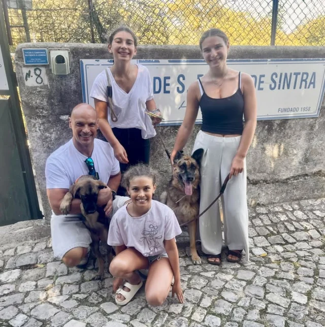 O Jimmy foi adotado 💙 
#finaisfelizesapca